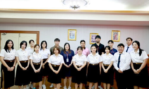 มธ. ศึกษาดูงานศูนย์วิจัยโรคเอดส์และโรคติดเชื้อ สภากาชาดไทย