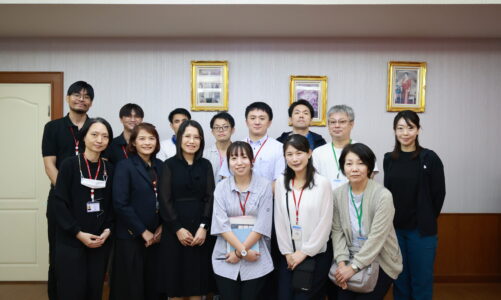 คณะเวชศาสตร์เขตร้อน ม.มหิดล นำบุคลากรทางการแพทย์และสาธารณสุข จากประเทศญี่ปุ่น เข้าศึกษาดูงานที่ศูนย์วิจัยโรคเอดส์และโรคติดเชื้อ สภากาชาดไทย